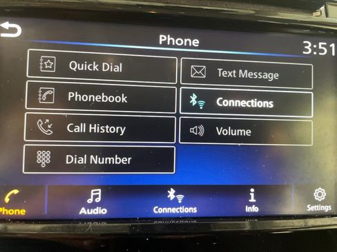 Used 2022 Nissan Rogue Sport S image 10