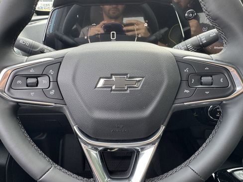 New 2025 Chevrolet Trax ACTIV w/ Driver Confidence Package image 25