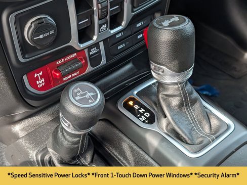 Used 2024 Jeep Wrangler Willys image 11