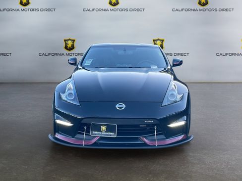 Used 2015 Nissan 370Z NISMO image 8