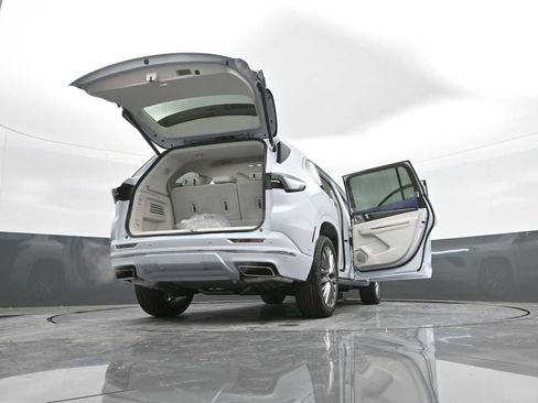 New 2026 Buick Enclave Avenir w/ Super Cruise Package image 47