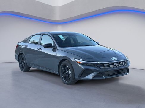 New 2026 Hyundai Elantra Sport image 3