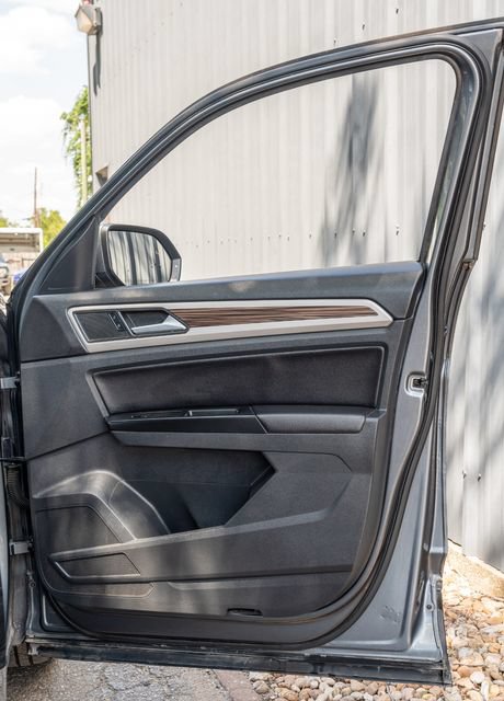 Used 2021 Volkswagen Atlas SE w/ Towing Package AWD/4WD image 41