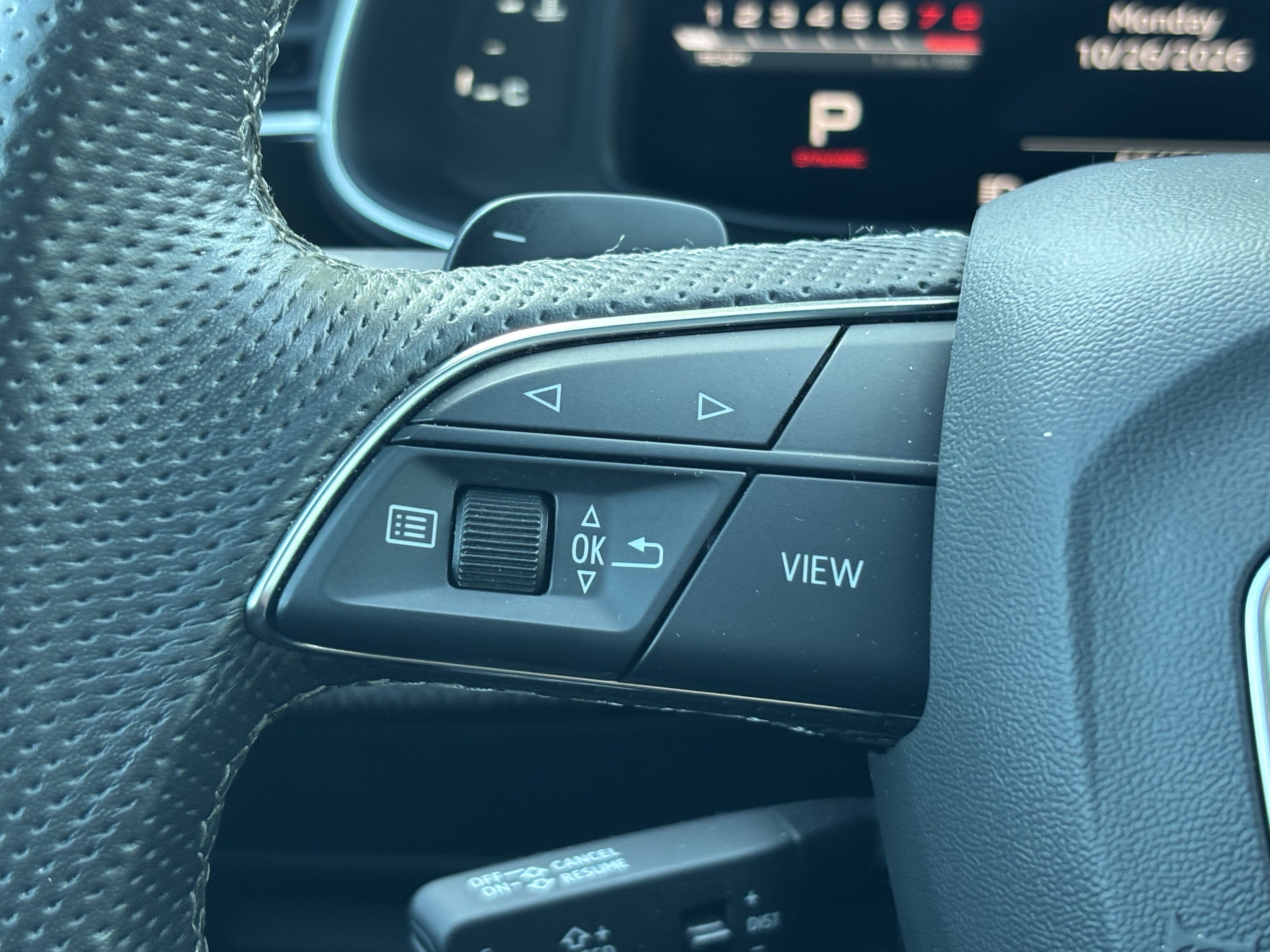 Used 2023 Audi SQ8 Prestige w/ Prestige Package AWD/4WD image 21