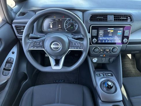 Certified 2025 Nissan Leaf S image 12