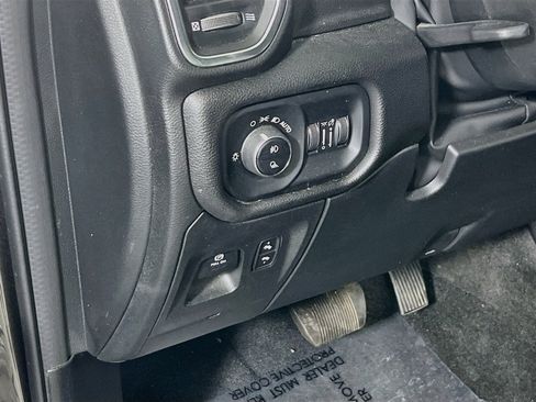 Used 2023 RAM 1500 Laramie AWD/4WD image 10