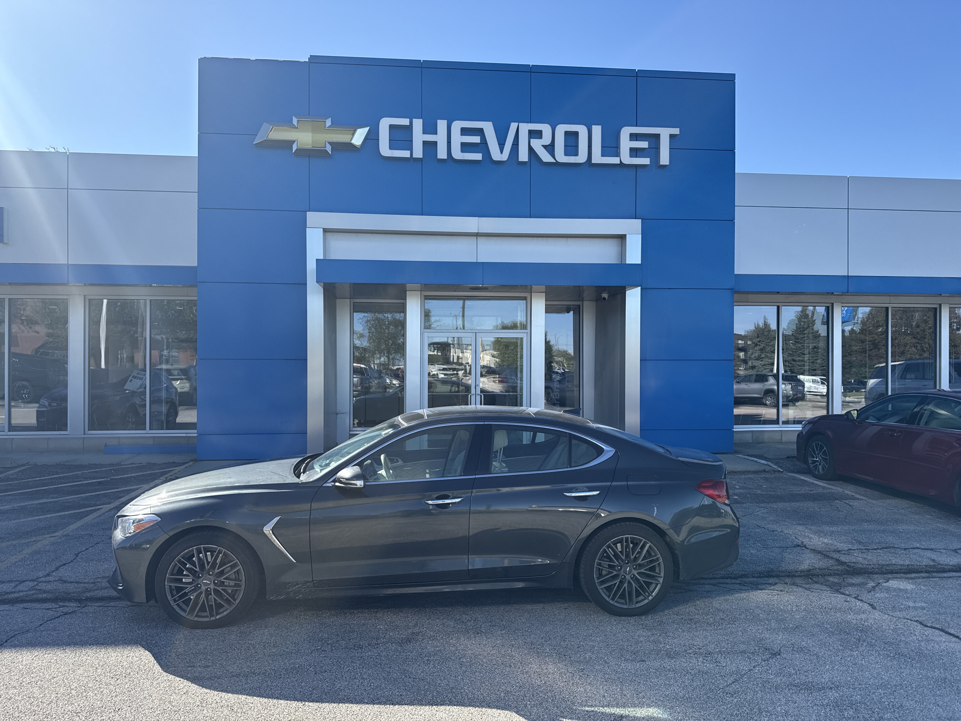 Used 2019 Genesis G70 3.3T Design AWD/4WD image 2