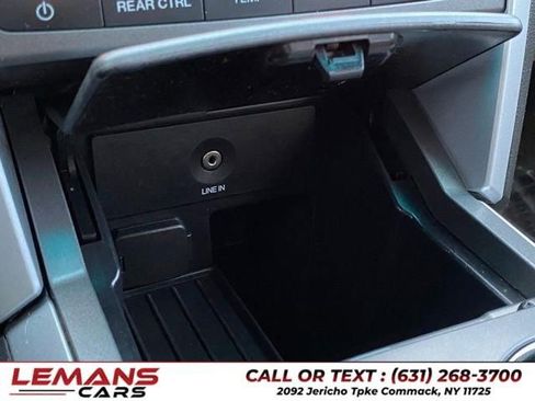 Used 2013 Ford Explorer 4WD w/ Class III Trailer Tow Pkg image 29