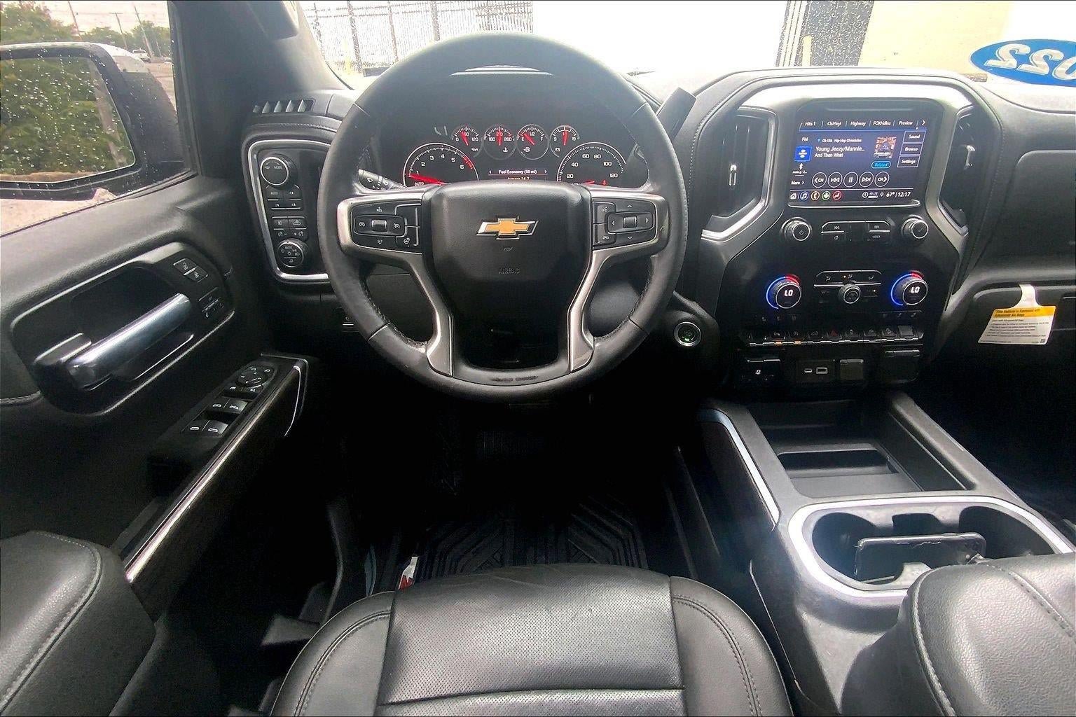 Used 2022 Chevrolet Silverado 1500 LTZ AWD/4WD image 5