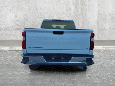 Used 2025 Chevrolet Silverado 2500 LT w/ Convenience Package AWD/4WD image 9