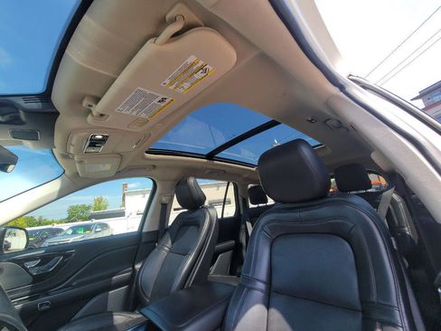 Used 2020 Lincoln Aviator Grand Touring w/ Elements Package Plus image 18