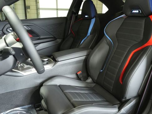 Used 2026 BMW M2 w/ Lighting Package image 24