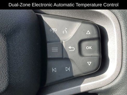 Used 2023 Ford Bronco Big Bend image 13