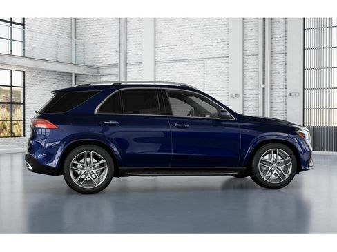 New 2025 Mercedes-Benz GLE 53 AMG 4MATIC image 17