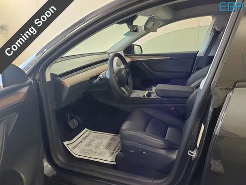 Used 2024 Tesla Model Y Long Range image 8