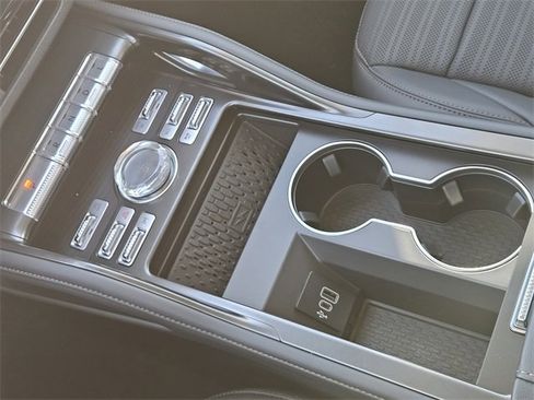 New 2026 Lincoln Nautilus Reserve image 19