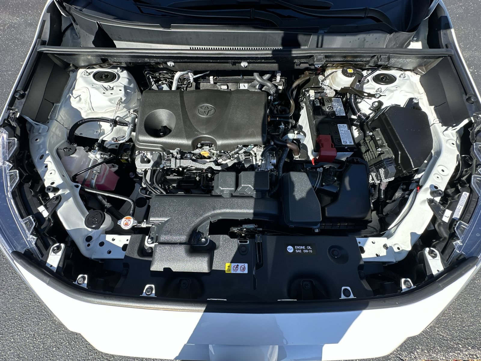Used 2025 Toyota RAV4 XLE w/ Convenience Package FWD image 33