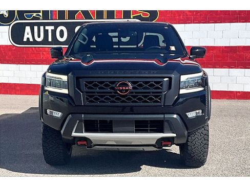 Used 2022 Nissan Frontier PRO-4X w/ Pro-4X Premium Package image 3