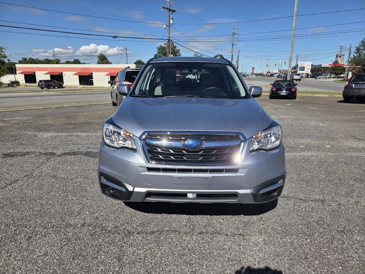 Used 2017 Subaru Forester 2.5i Premium w/ All-Weather Package AWD/4WD image 3