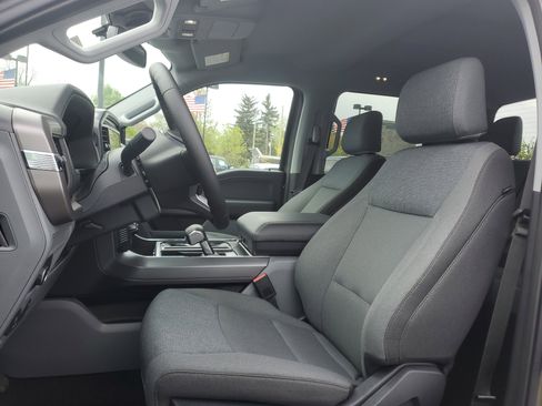 New 2025 Ford F150 Lightning XLT image 14