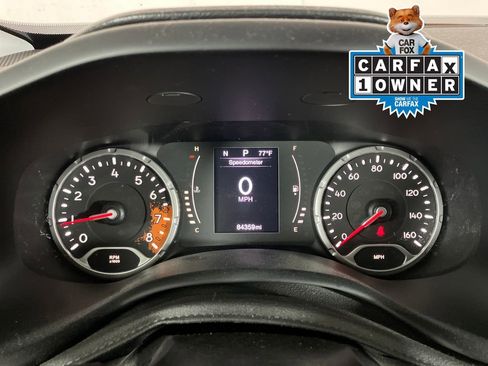 Used 2015 Jeep Renegade Latitude image 20