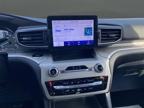 Certified 2023 Ford Explorer XLT w/ Equipment Group 202A image 9