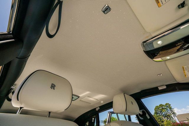 Used 2020 Rolls-Royce Phantom Sedan RWD image 42
