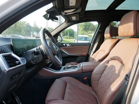 Used 2024 BMW X5 M60i AWD/4WD image 9