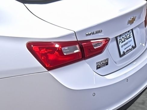 Used 2024 Chevrolet Malibu LT image 10