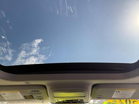 Certified 2022 Lincoln Corsair Reserve w/ Equipment Group 201A image 14