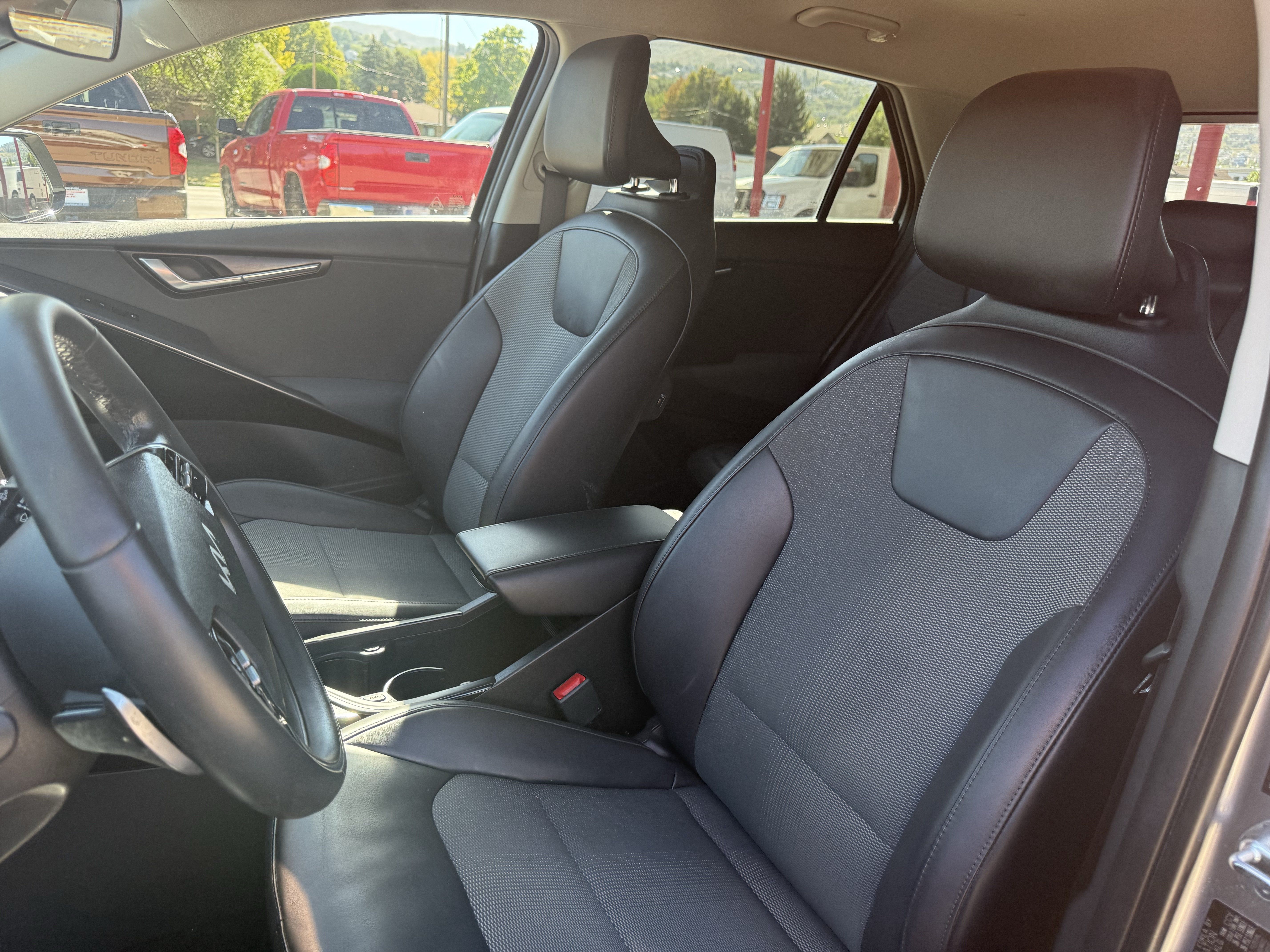 Used 2023 Kia Niro Wind FWD image 13