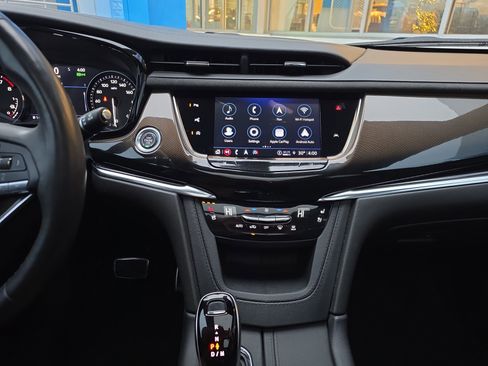 Used 2023 Cadillac XT6 Sport w/ Platinum Package image 26