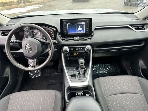 Used 2019 Toyota RAV4 XLE image 19
