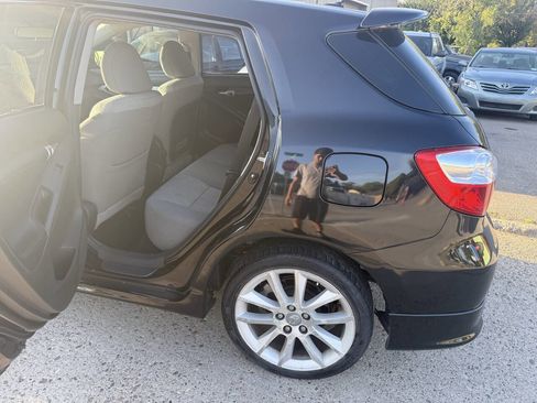 Used 2009 Toyota Matrix XRS image 36