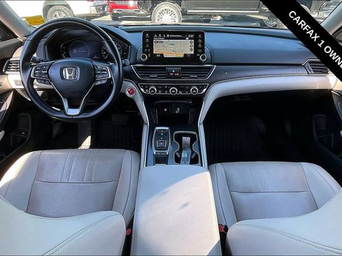 Used 2020 Honda Accord Touring image 5