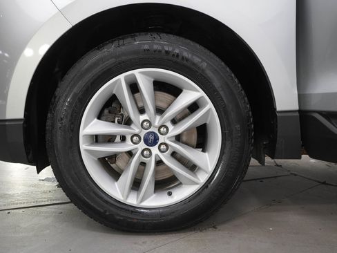 Used 2015 Ford Edge SEL w/ Equipment Group 201A AWD/4WD image 29