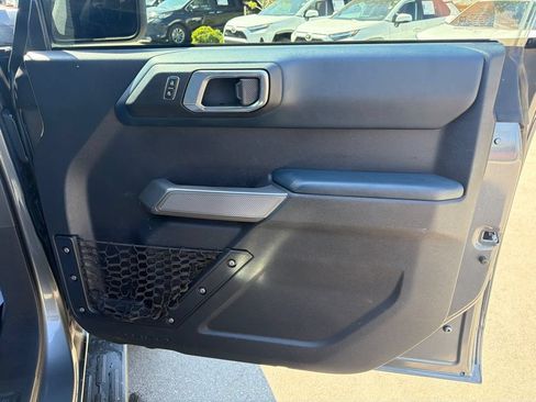 Used 2023 Ford Bronco Outer Banks AWD/4WD image 11