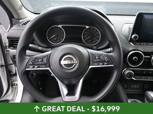 Used 2024 Nissan Sentra SV image 29