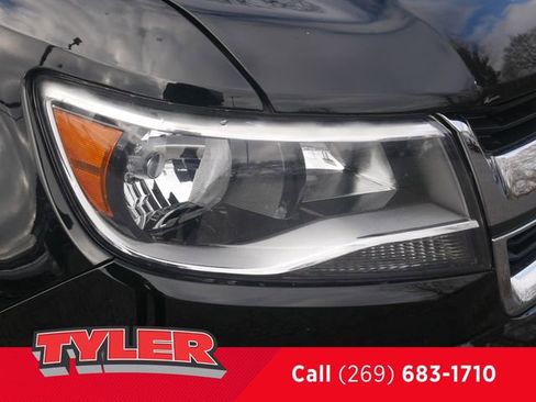 Used 2018 Chevrolet Colorado W/T w/ WT Convenience Package image 10