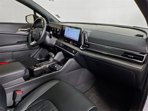 Used 2024 Kia Sportage X-Line w/ X-Line Premium Package image 40
