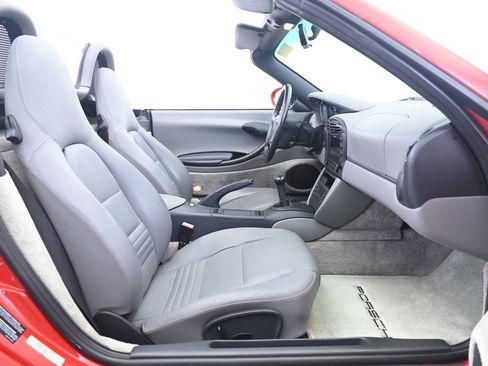Used 1997 Porsche Boxster RWD image 23
