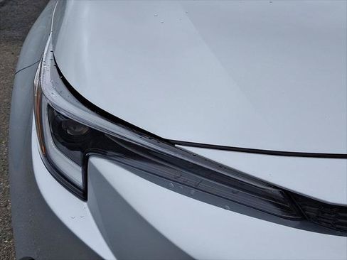 Certified 2025 Toyota Corolla LE AWD/4WD image 28