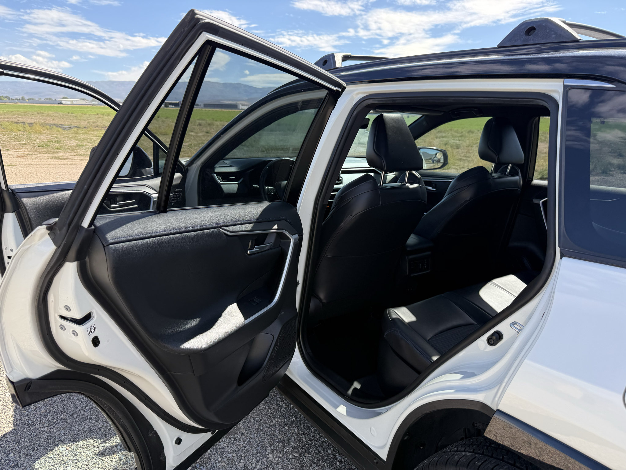 Used 2020 Toyota RAV4 XSE AWD/4WD image 27
