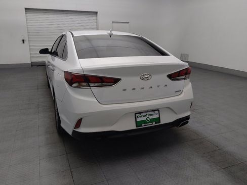 Used 2018 Hyundai Sonata Limited w/ Cargo Package FWD image 6