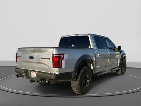 Used 2017 Ford F150 Raptor w/ Equipment Group 802A Luxury image 7