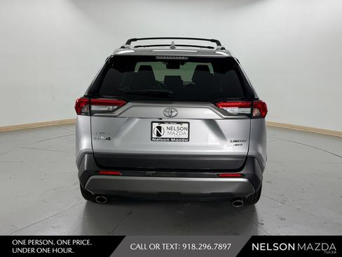 Used 2019 Toyota RAV4 Limited w/ Cold Weather Package AWD/4WD image 7