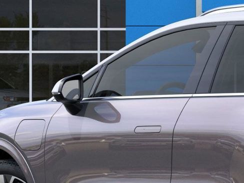 New 2025 Chevrolet Equinox EV LT w/ Convenience Package II image 12