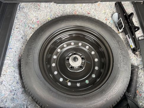 Used 2024 Honda CR-V EX-L image 30