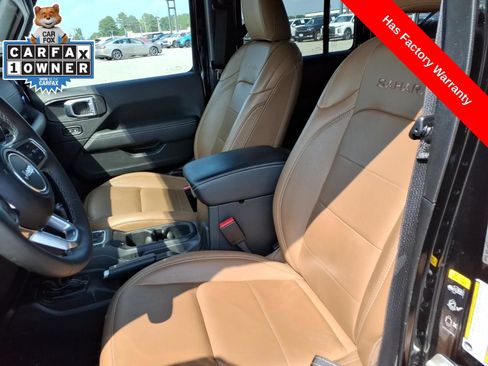 Used 2023 Jeep Wrangler Unlimited Sahara w/ Cold Weather Group AWD/4WD image 15