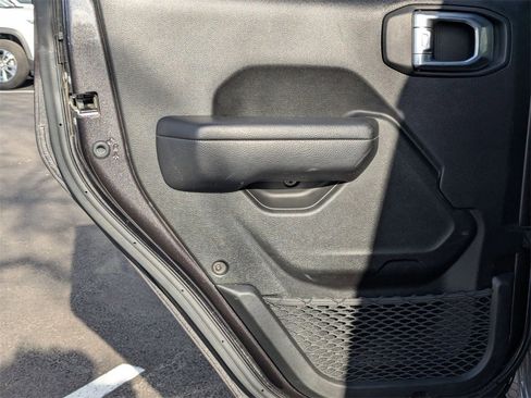 Used 2024 Jeep Wrangler Sport S image 26